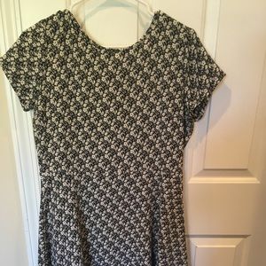 Black and White Floral Lined Sleeved Skater Dress